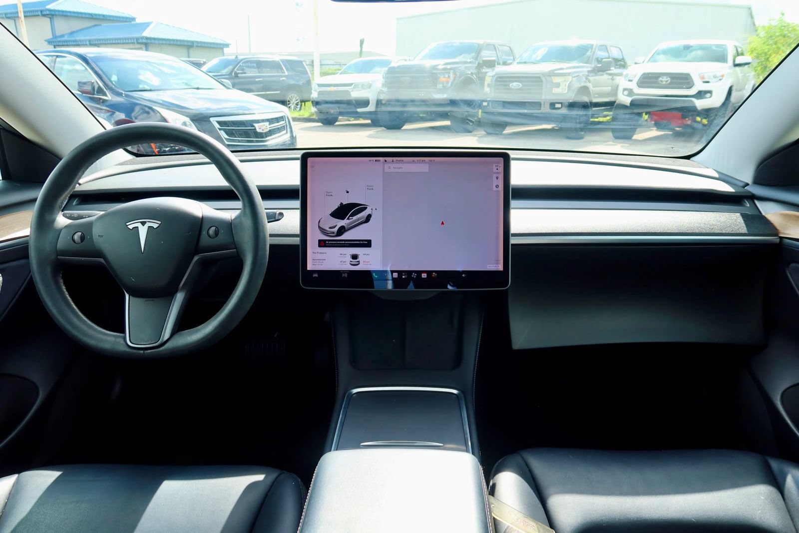 Used 2021 Tesla Model 3 Standard Range Plus RWD image 9