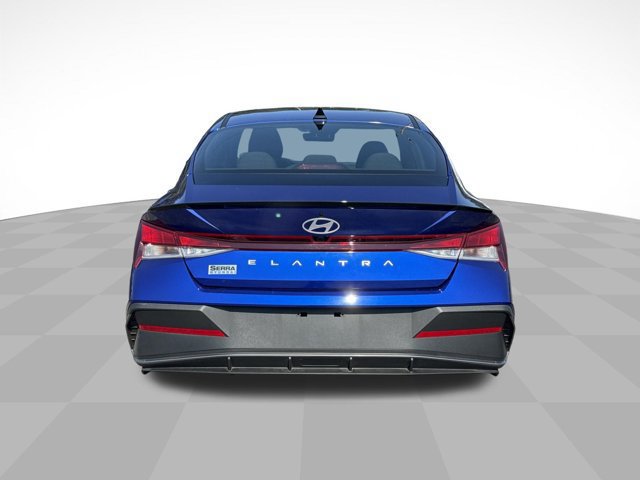 Used 2025 Hyundai Elantra Sport w/ Cargo Package FWD image 8