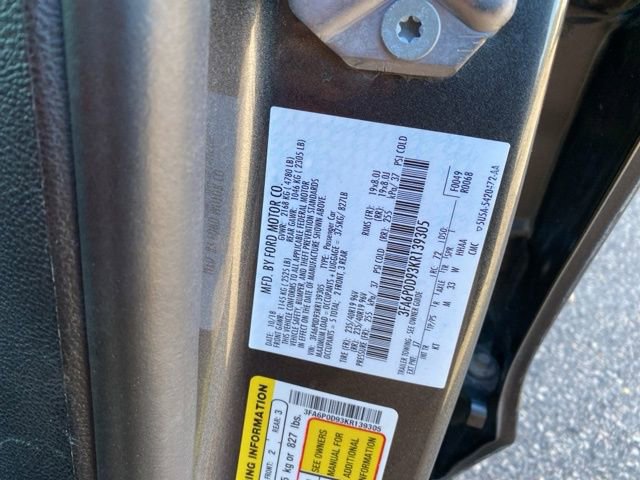 Used 2019 Ford Fusion Titanium image 27