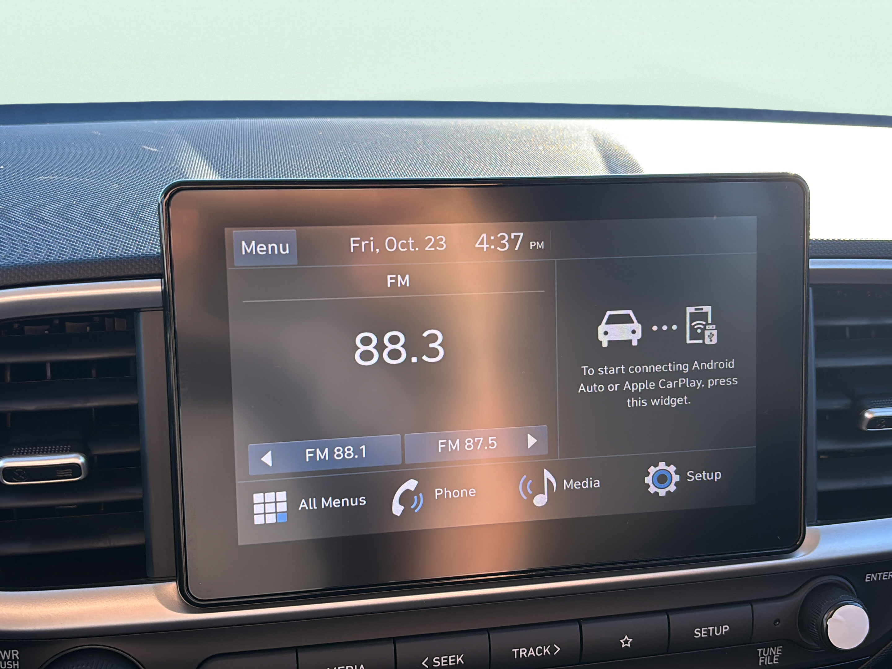 New 2026 Hyundai Venue SE FWD image 15