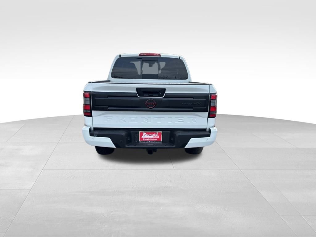 New 2026 Nissan Frontier 4x4 Crew Cab image 3