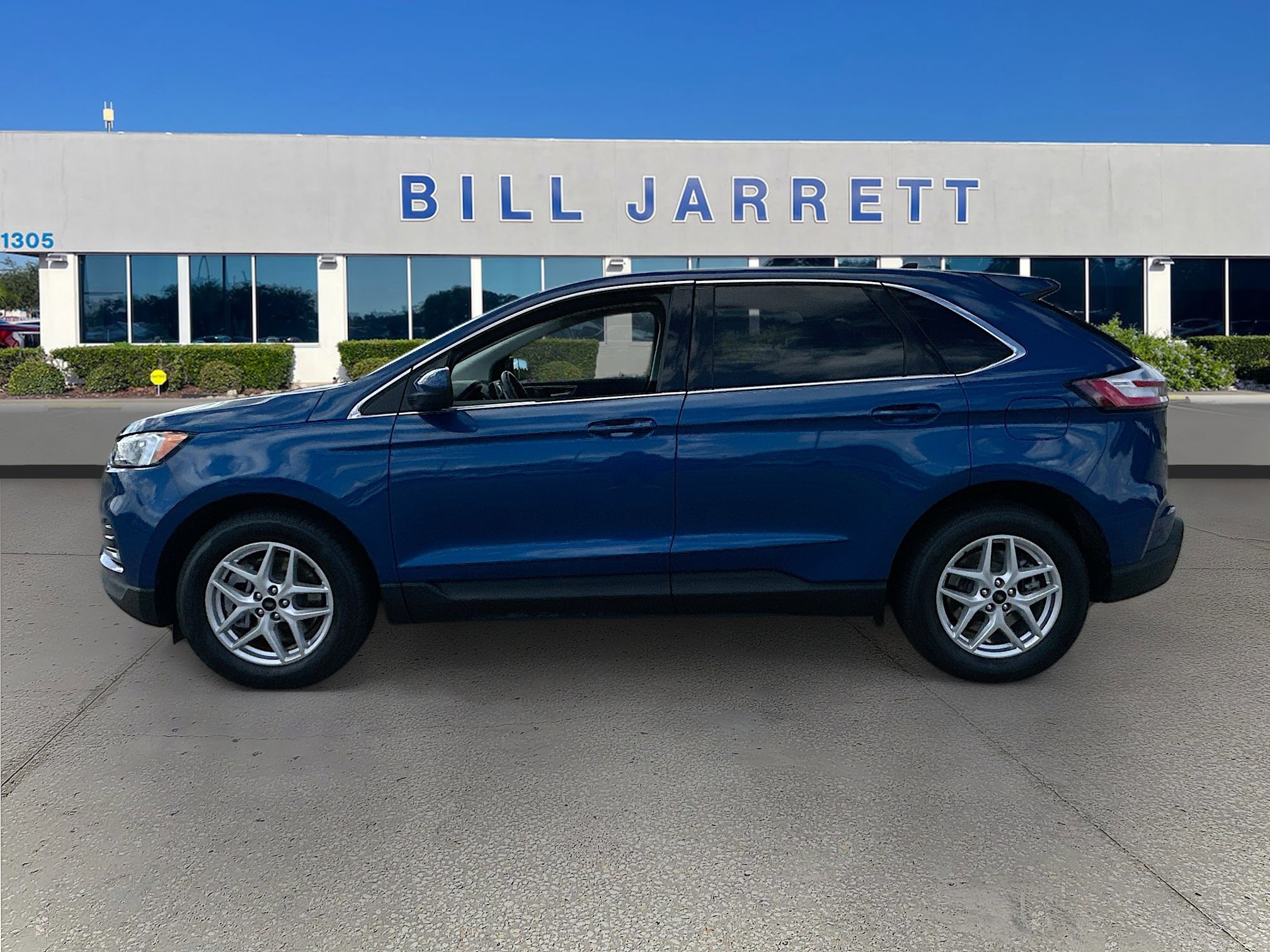 Certified 2024 Ford Edge SEL image 4