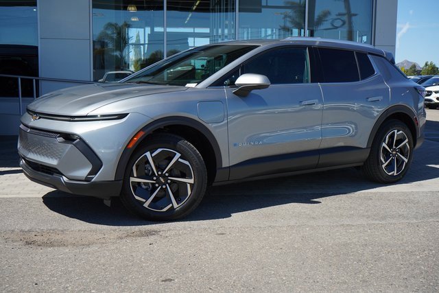 New 2026 Chevrolet Equinox EV LT image 4