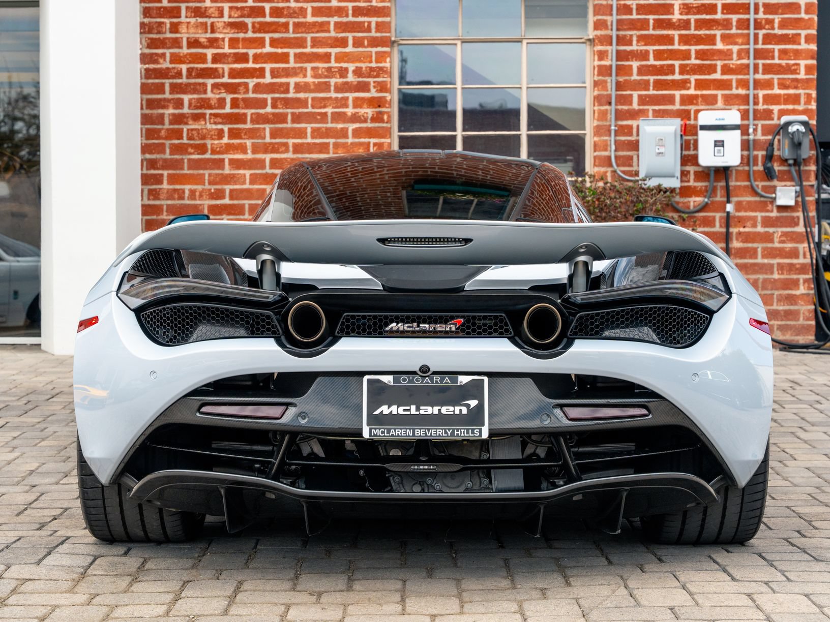 Used 2018 McLaren 720S Luxury RWD image 5