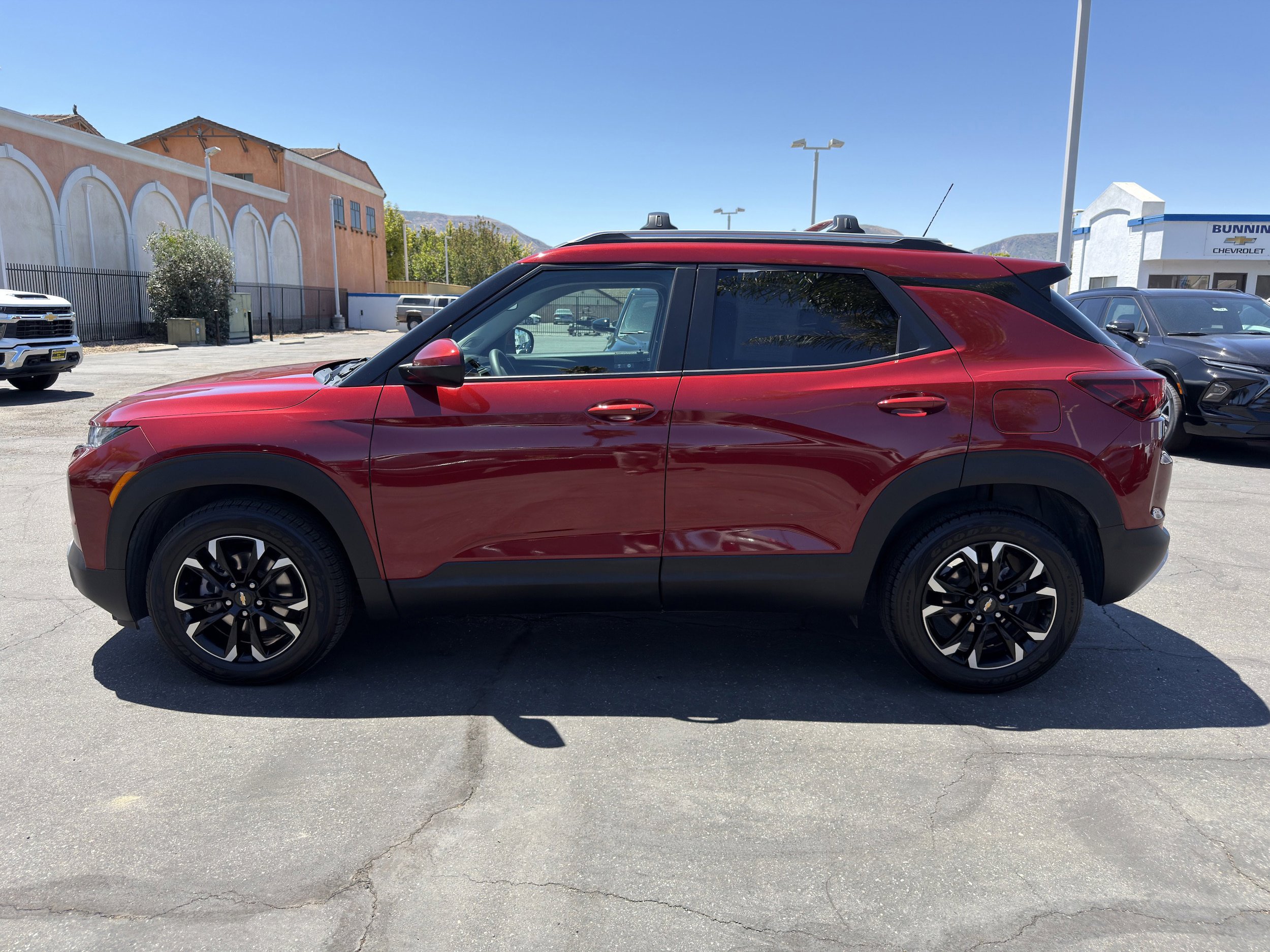 Used 2022 Chevrolet TrailBlazer LT FWD image 5