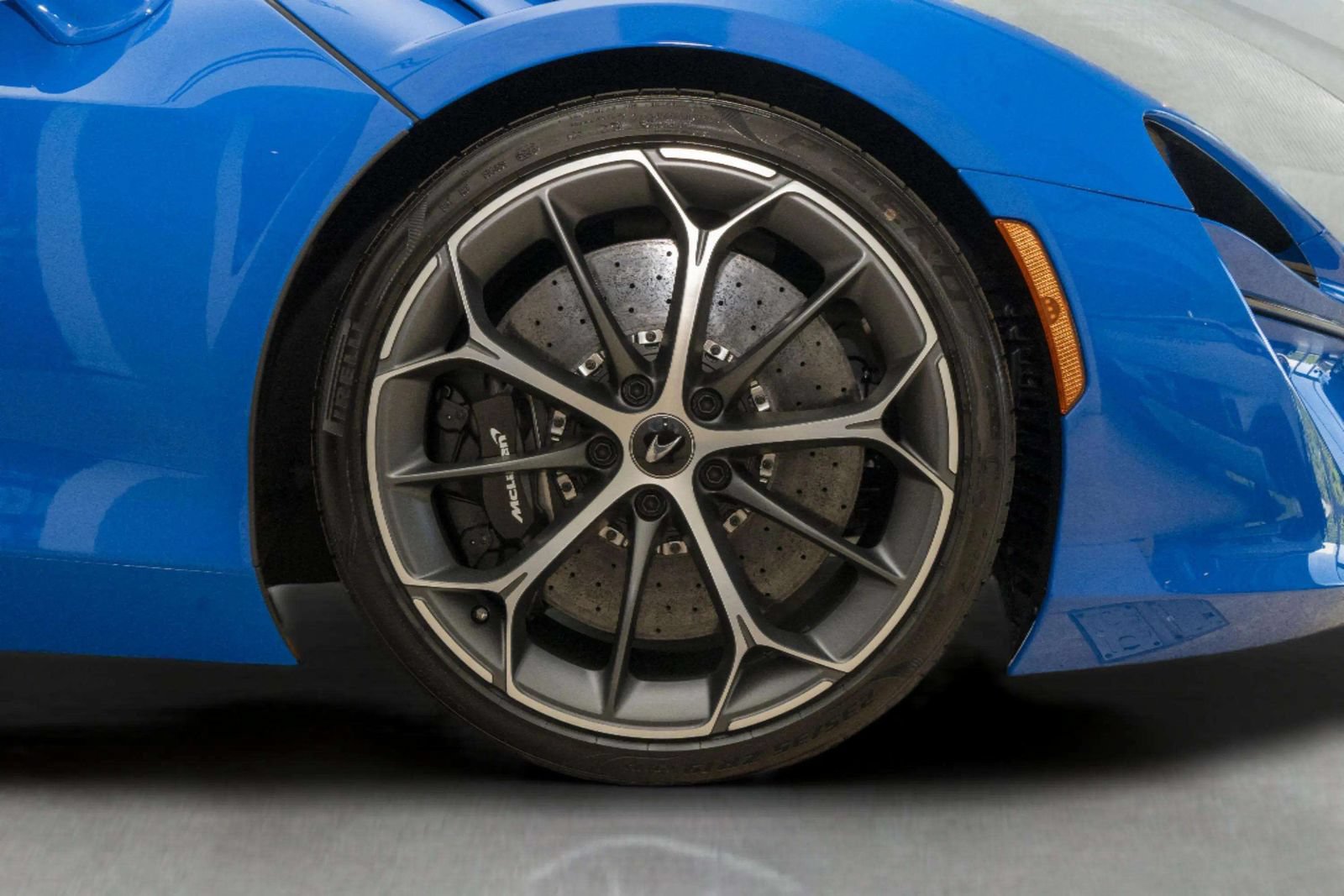 New 2026 McLaren Artura Spider RWD image 42