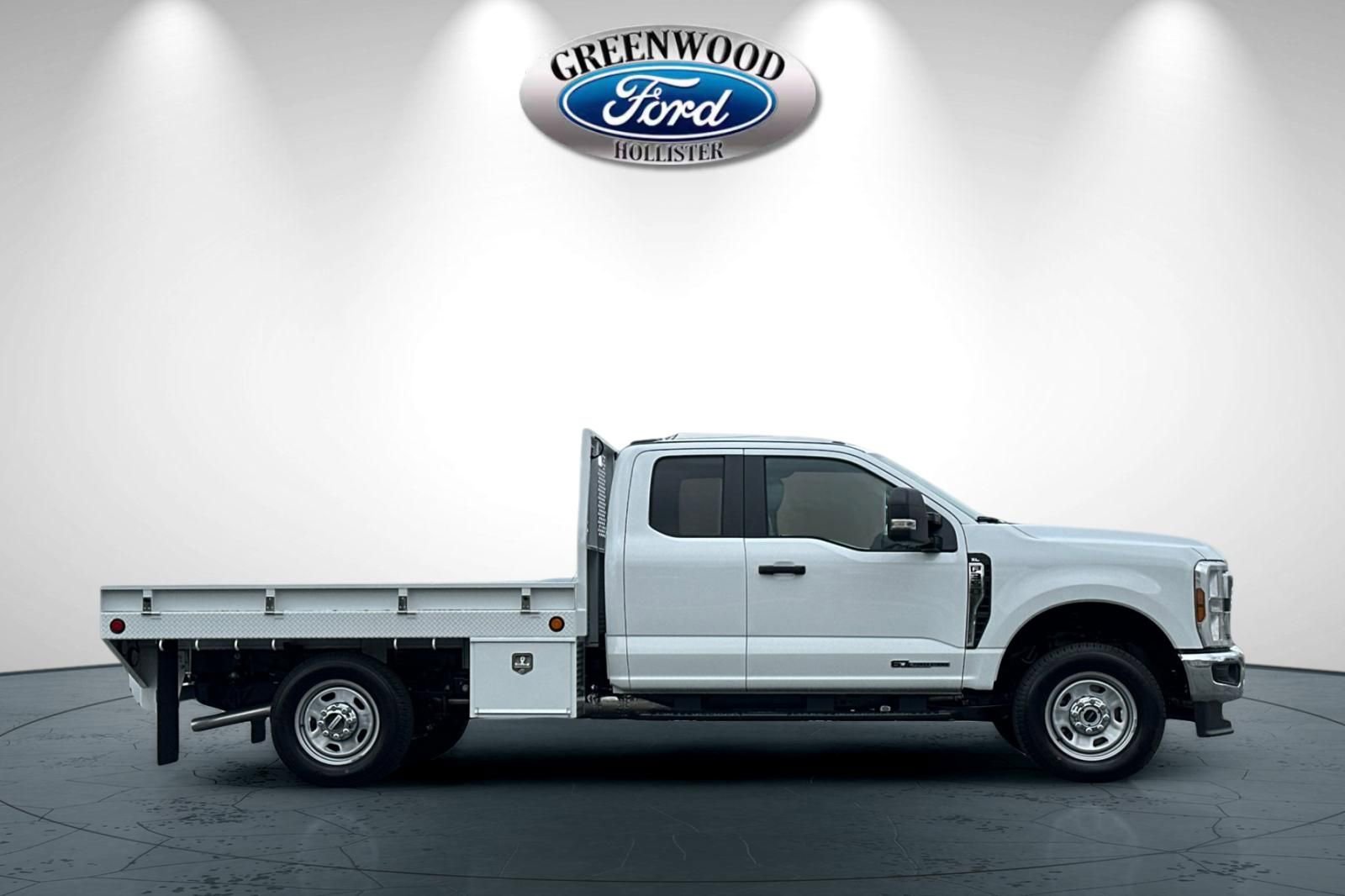 New 2026 Ford F350 XL w/ XL Chrome Package AWD/4WD video 3