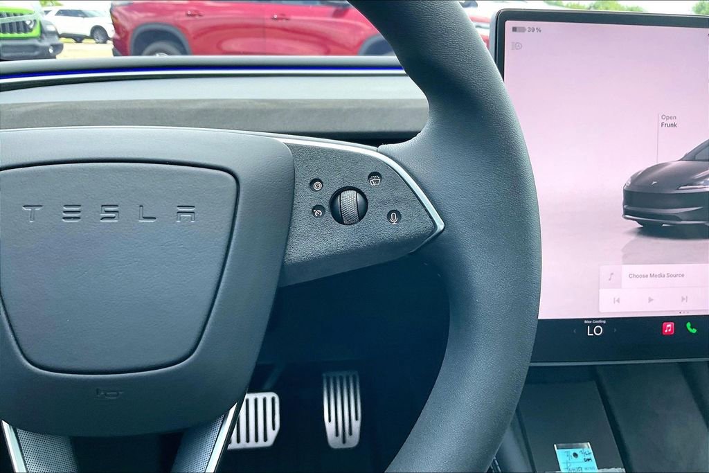Used 2025 Tesla Model 3 Long Range RWD image 11
