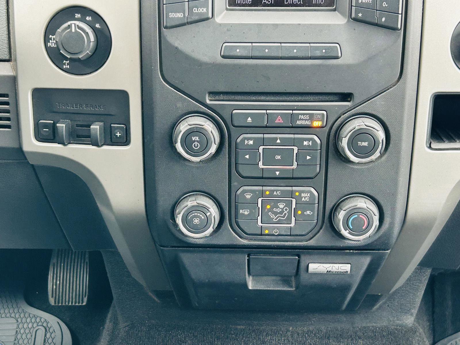 Used 2013 Ford F150 XLT w/ Luxury Equipment Group image 15