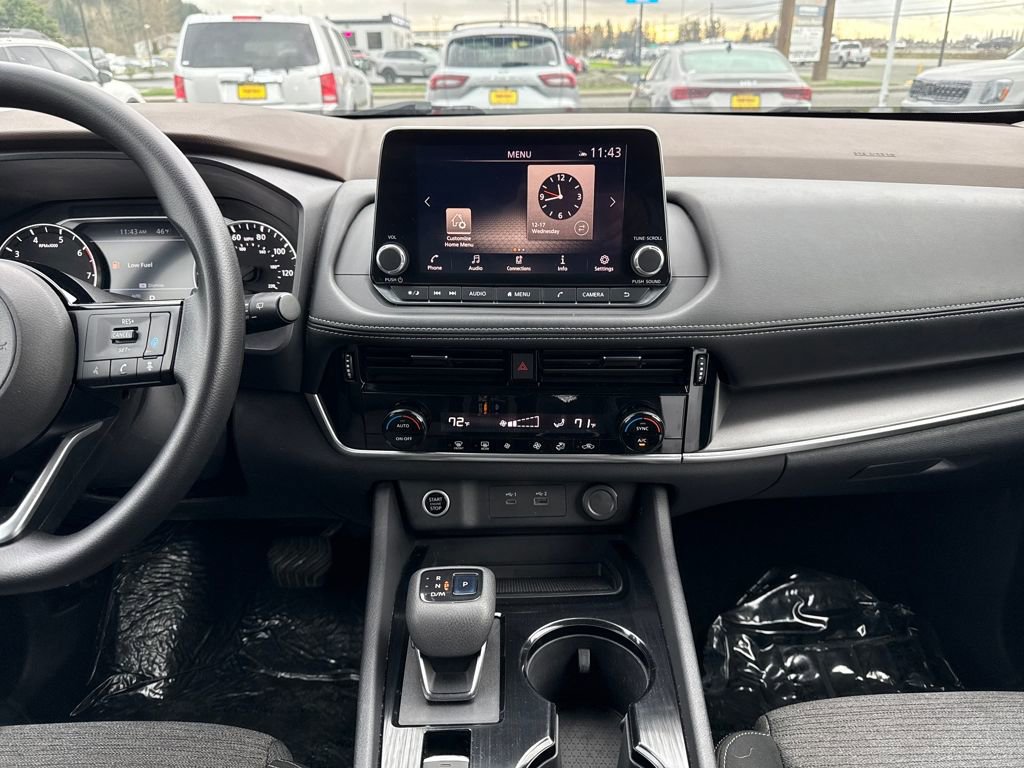 Used 2022 Nissan Rogue SV image 24