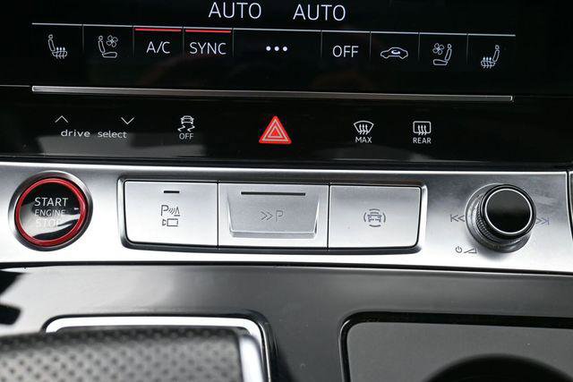 Used 2023 Audi RS 6 AWD/4WD image 25