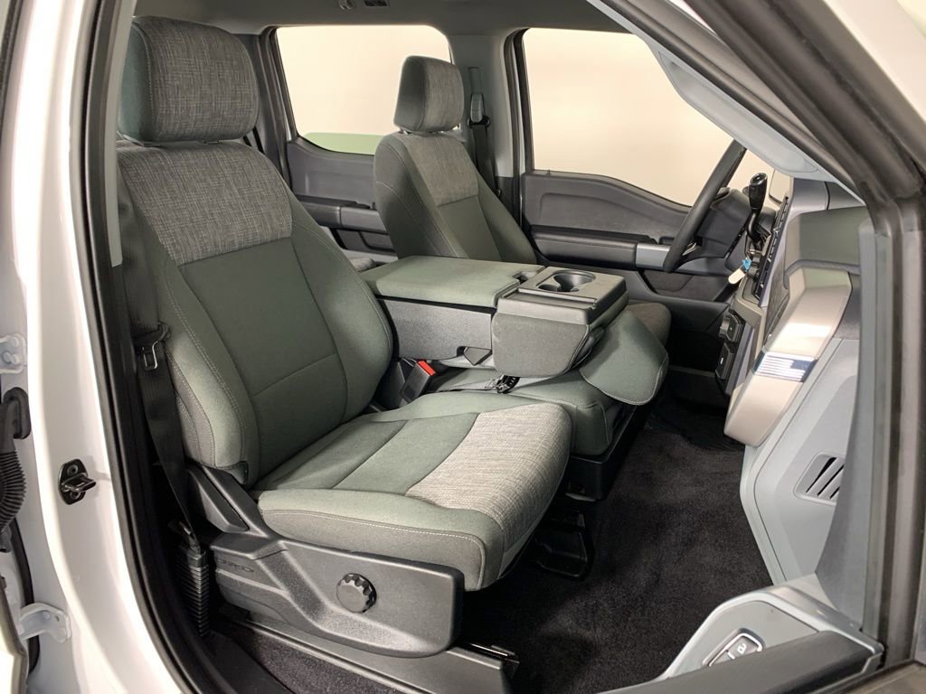 Used 2023 Ford F150 XLT w/ XTR Package image 34