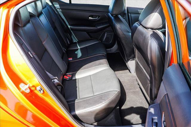 Used 2022 Nissan Sentra SR w/ SR Premium Package FWD image 24
