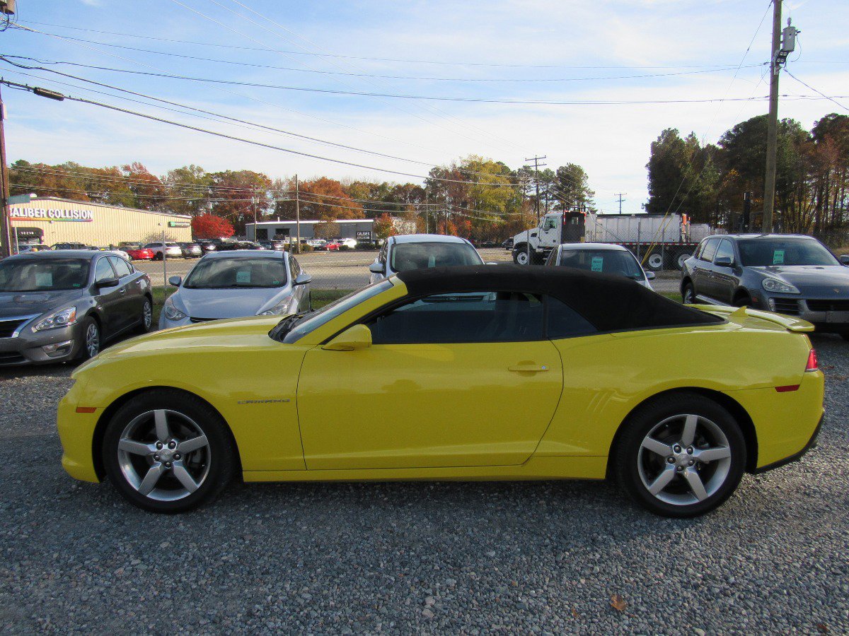 Used 2015 Chevrolet Camaro LT image 2