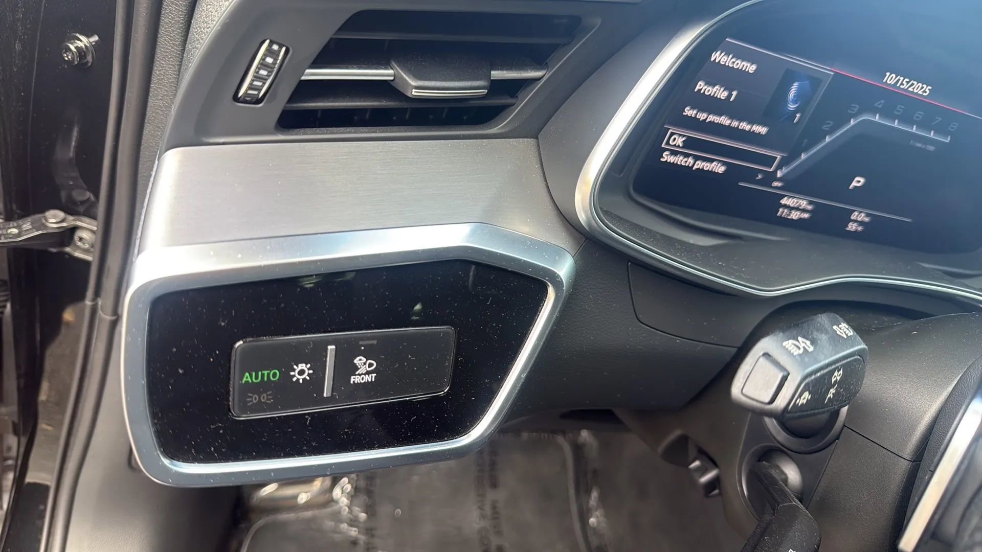 Used 2020 Audi S6 Prestige w/ Prestige Package image 18