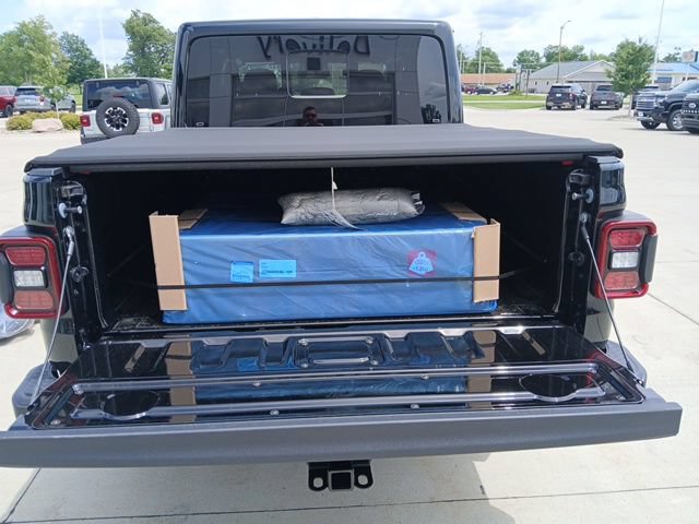 New 2026 Jeep Gladiator Mojave AWD/4WD image 21