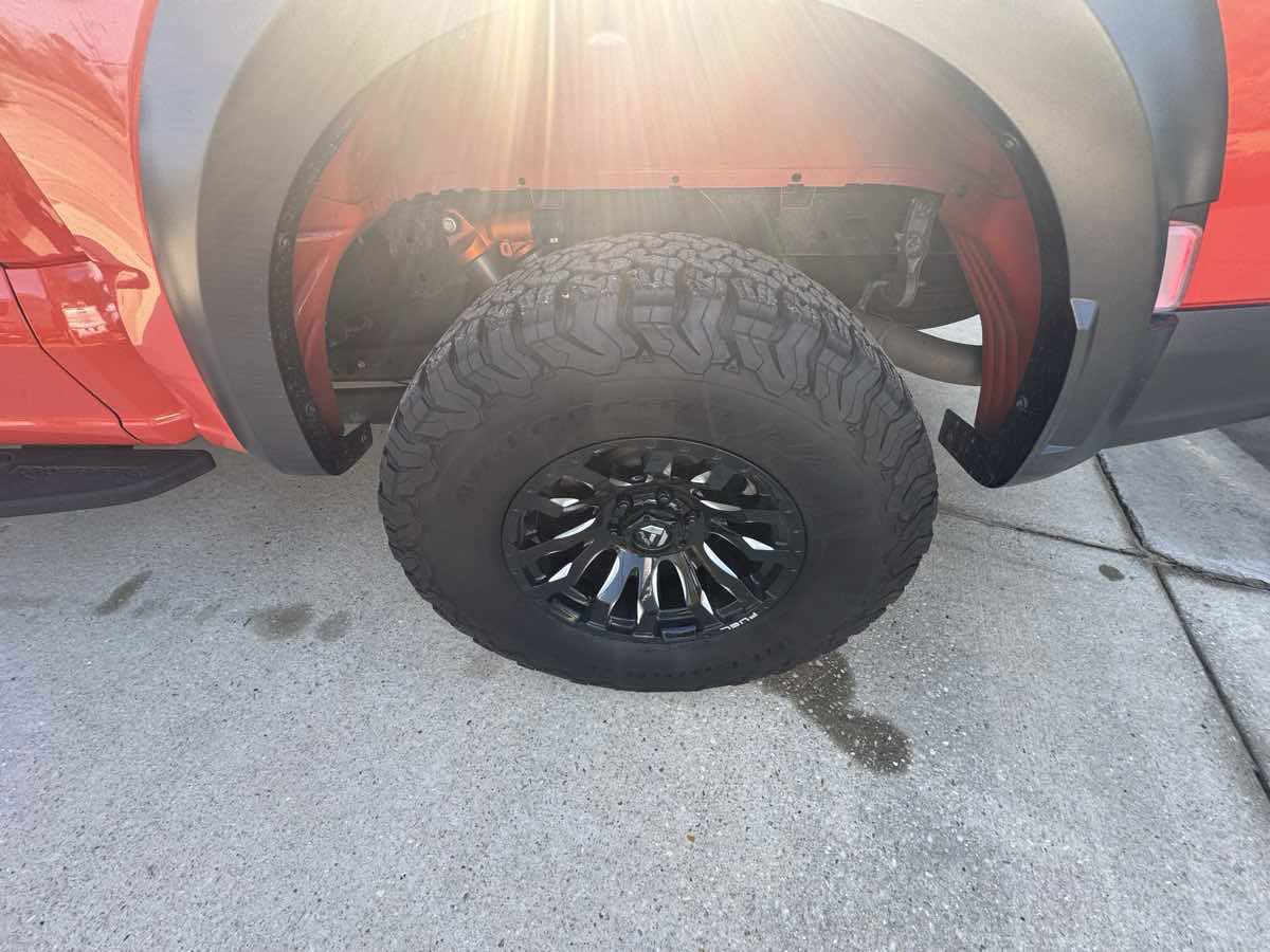 Used 2023 Ford F150 Raptor image 36