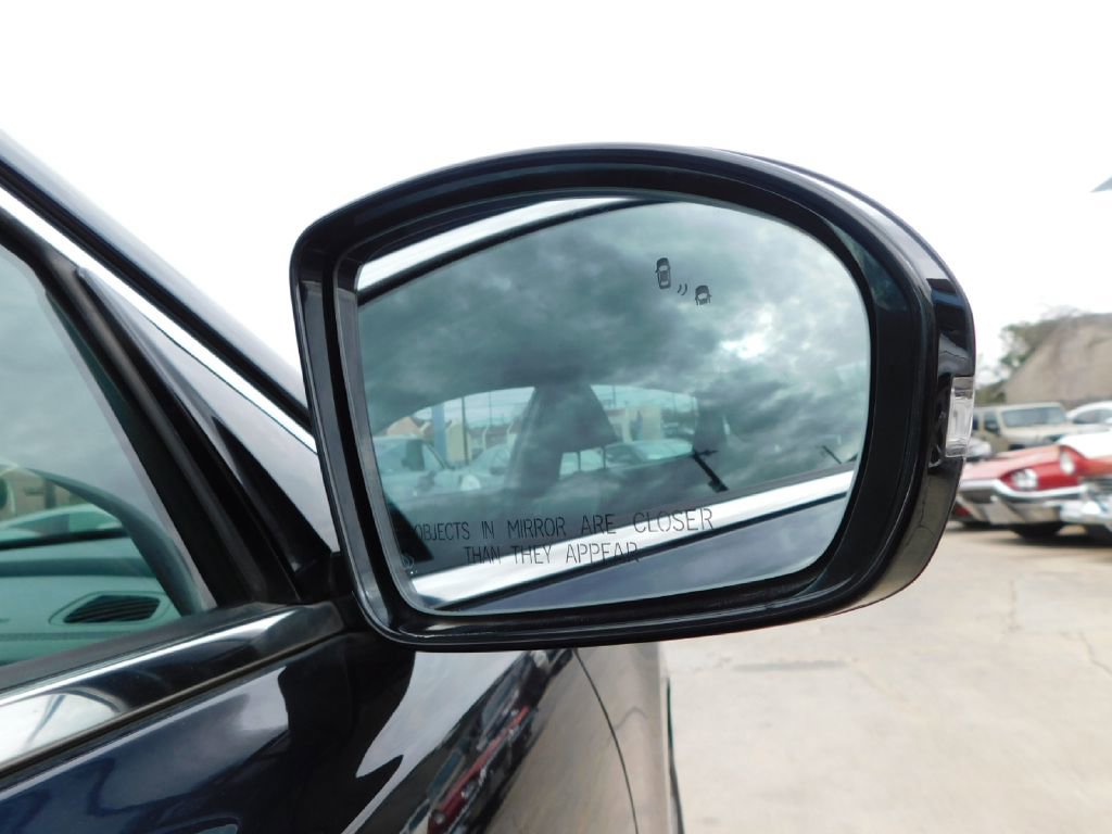 Used 2017 Kia Cadenza Technology FWD image 11