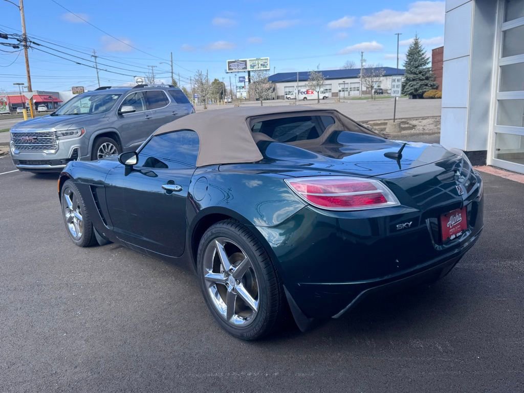 Used 2007 Saturn Sky w/ Premium Trim Pkg RWD image 2