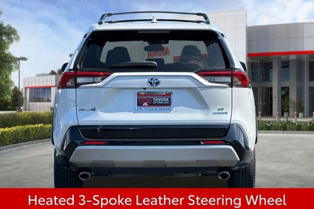 Used 2024 Toyota RAV4 SE w/ Convenience Package AWD/4WD image 7