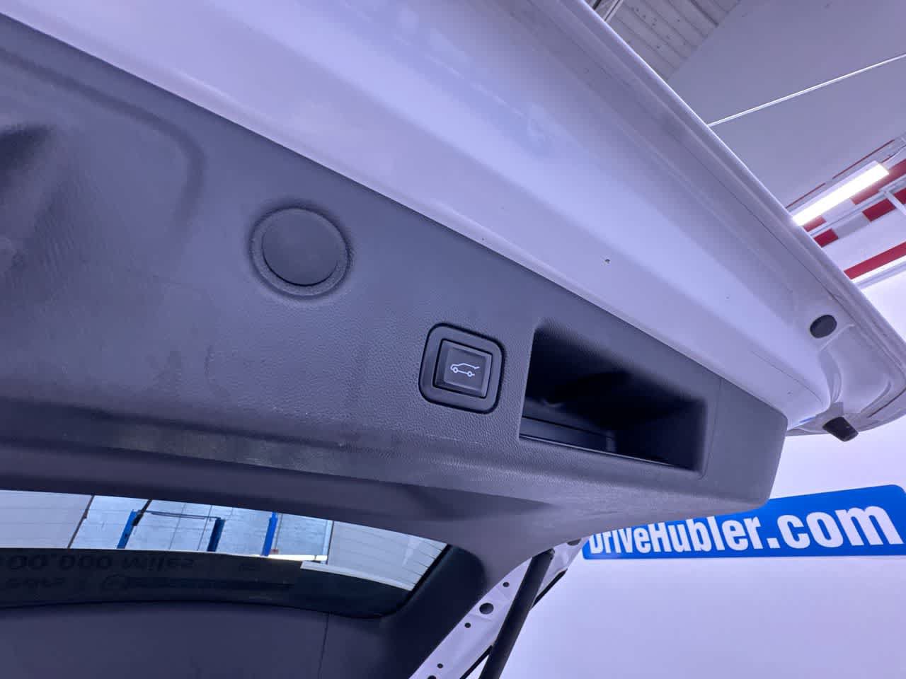 Used 2023 Chevrolet Equinox LT FWD image 42