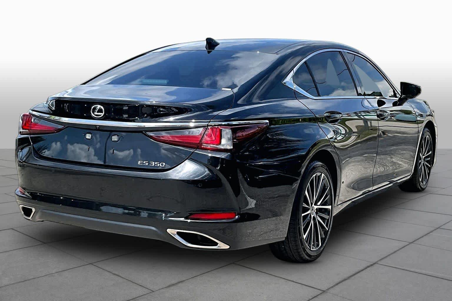 Used 2025 Lexus ES 350 w/ Premium Package FWD image 13