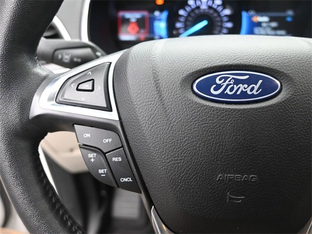 Used 2021 Ford Edge Titanium image 15
