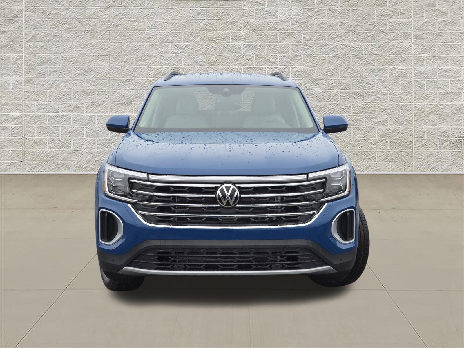 New 2026 Volkswagen Atlas SE AWD/4WD image 2