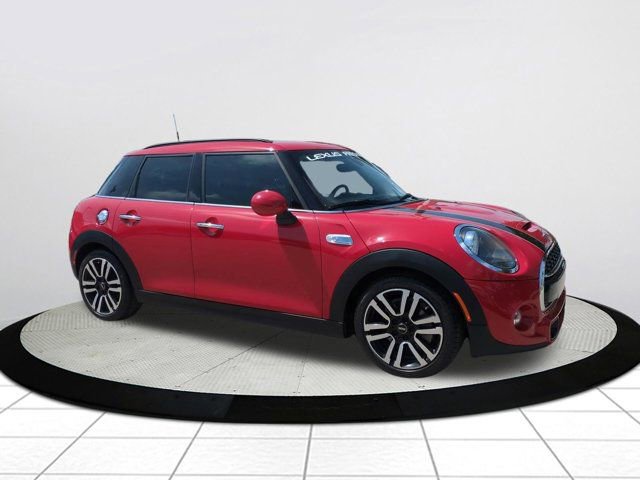 Used 2019 MINI Cooper S w/ Signature Upholstery Package image 1