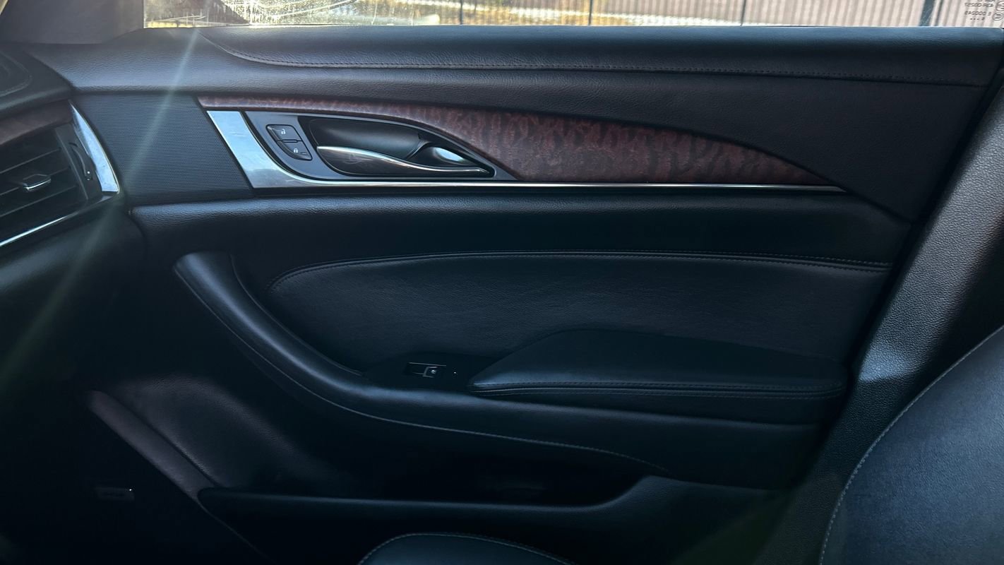 Used 2017 Cadillac CTS Luxury image 26