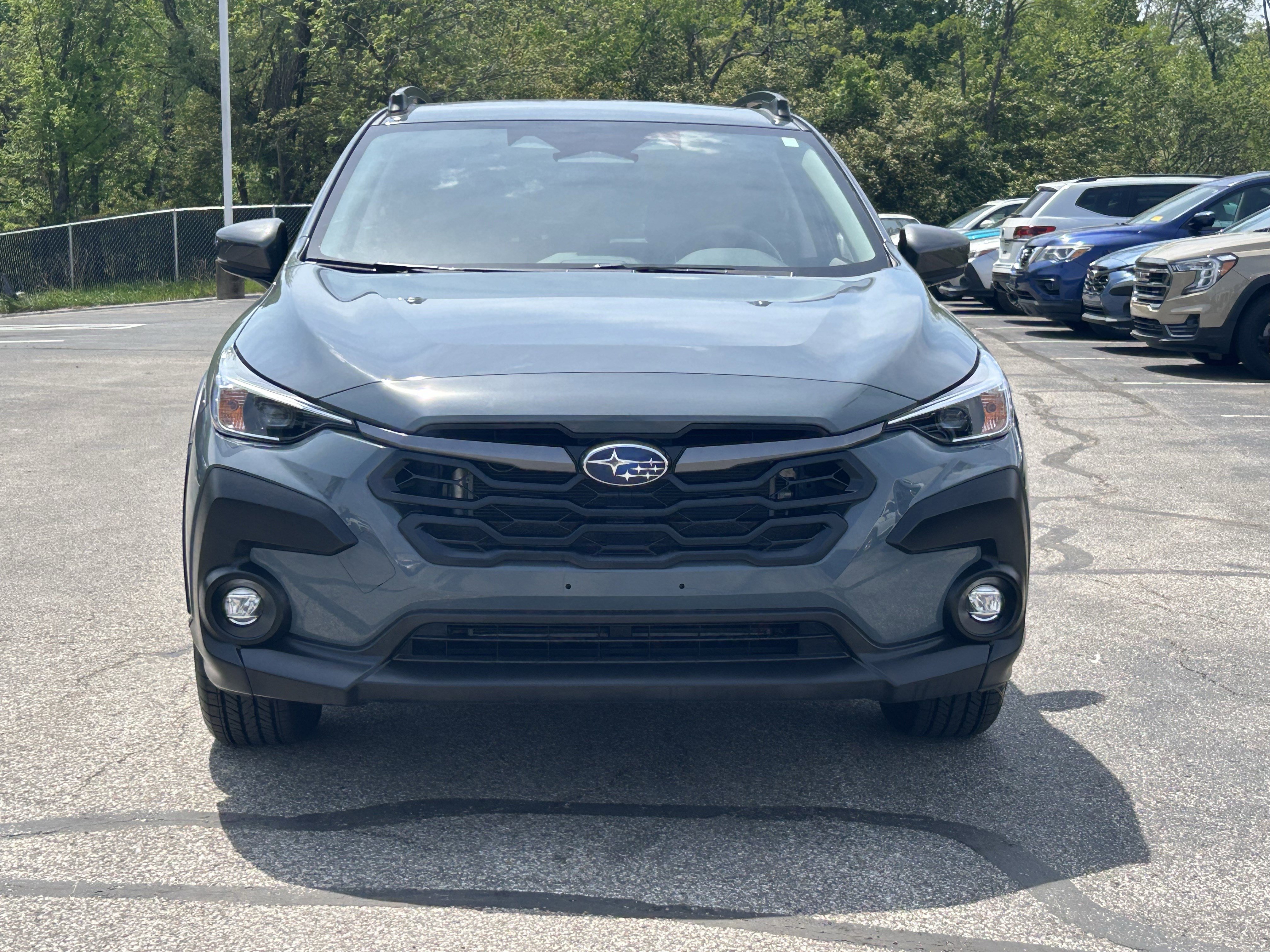 Used 2025 Subaru Crosstrek 2.0i Premium AWD/4WD image 2