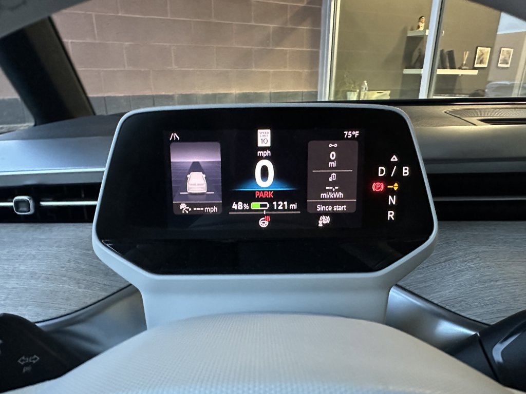 Used 2025 Volkswagen ID. Buzz 1st Edition image 15