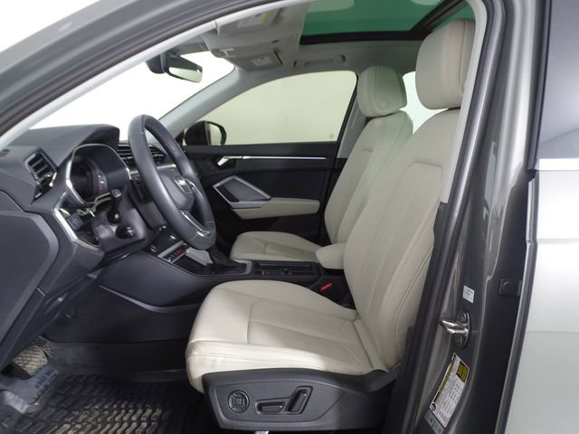Used 2024 Audi Q3 2.0T Premium Plus image 15