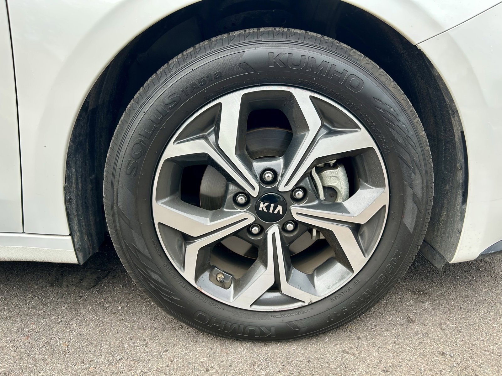 Certified 2021 Kia Forte LXS image 9