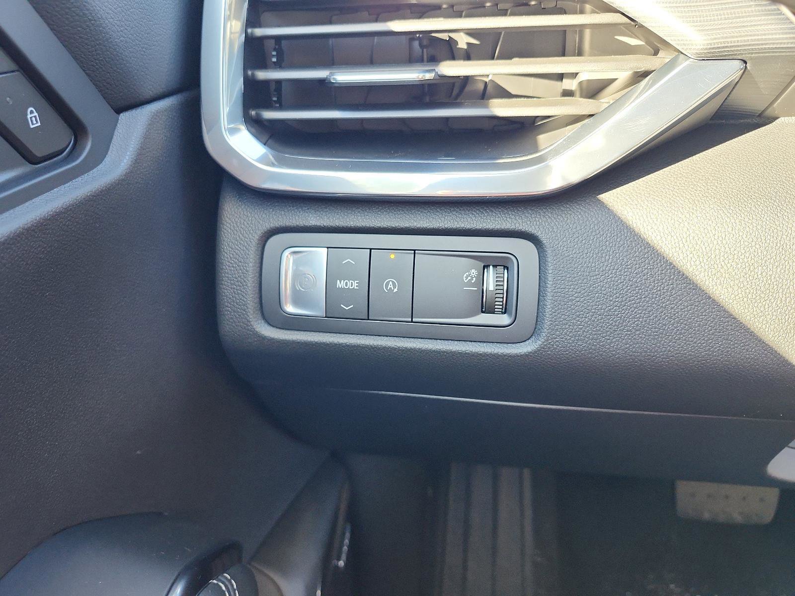 New 2026 GMC Acadia Elevation image 16