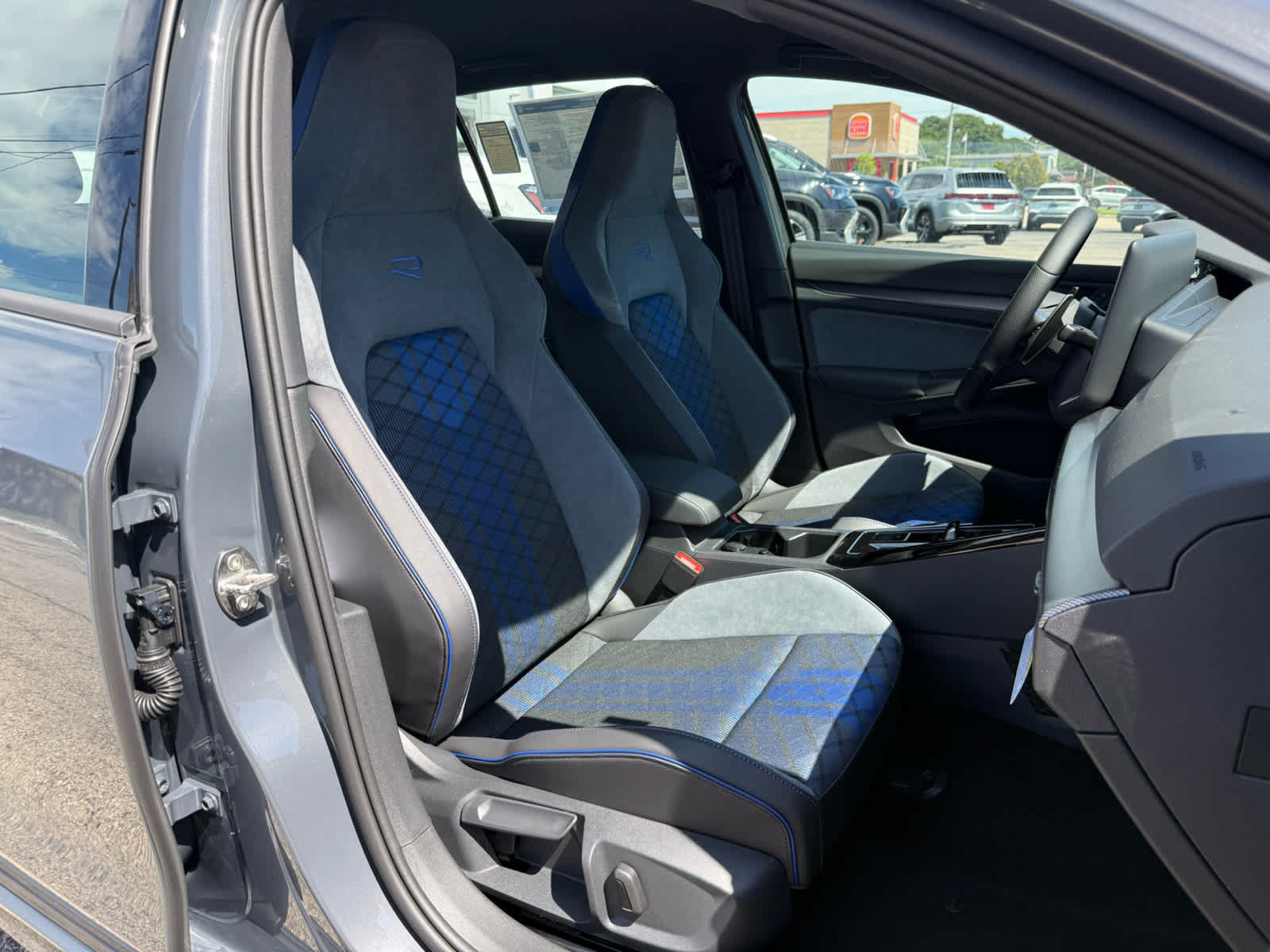 New 2026 Volkswagen Golf w/ Euro Style Package AWD/4WD image 10
