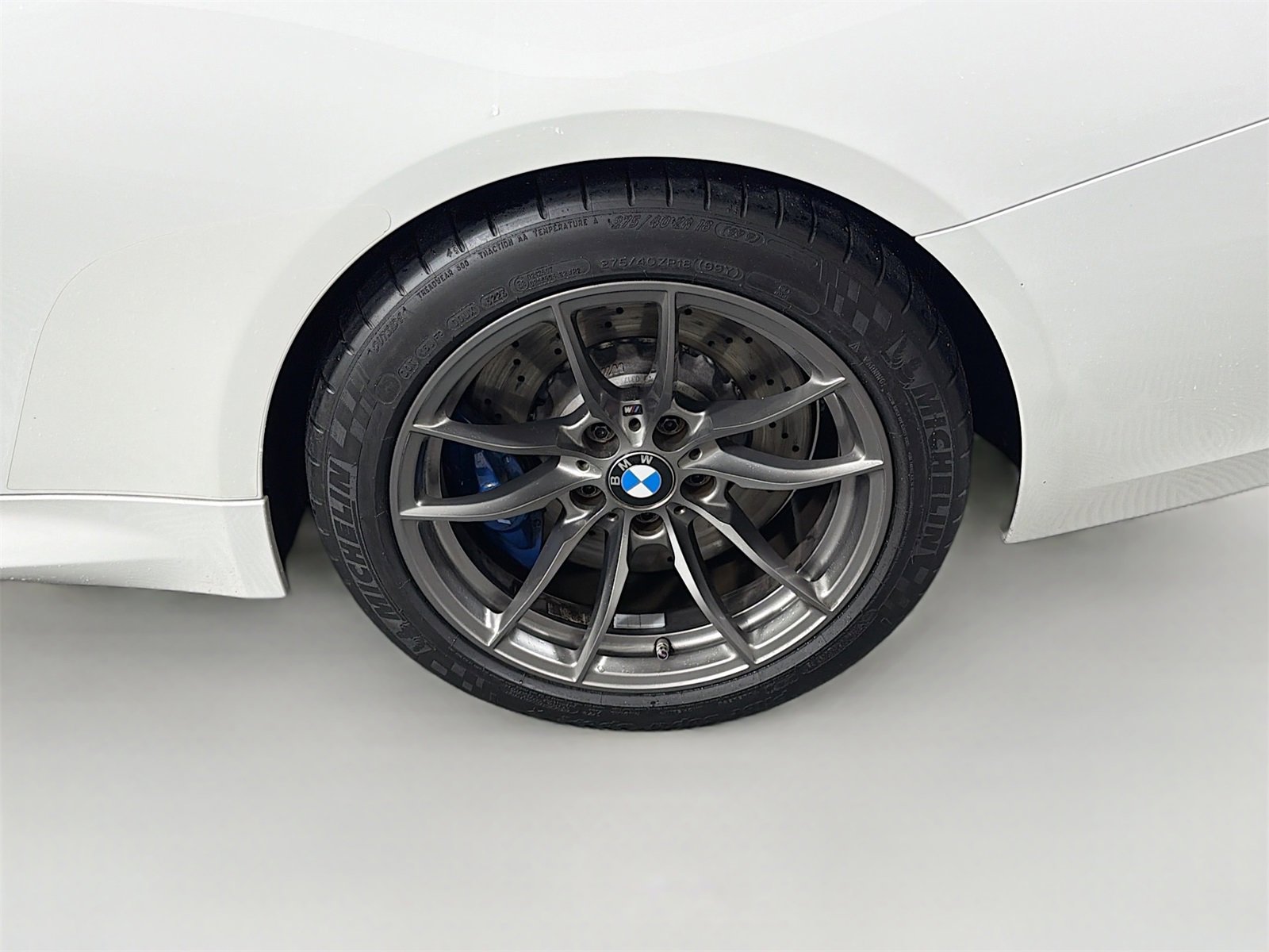 Used 2020 BMW M4 Convertible image 33