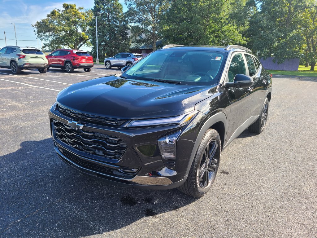 New 2026 Chevrolet Trax ACTIV w/ Driver Confidence Package FWD image 3