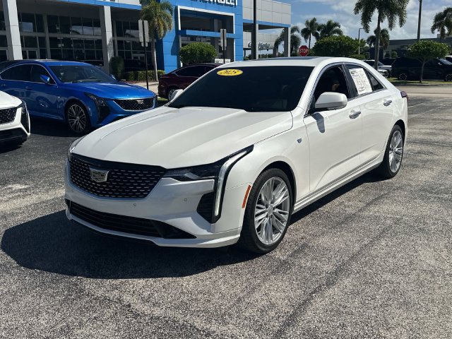 Used 2025 Cadillac CT4 Premium Luxury RWD image 8
