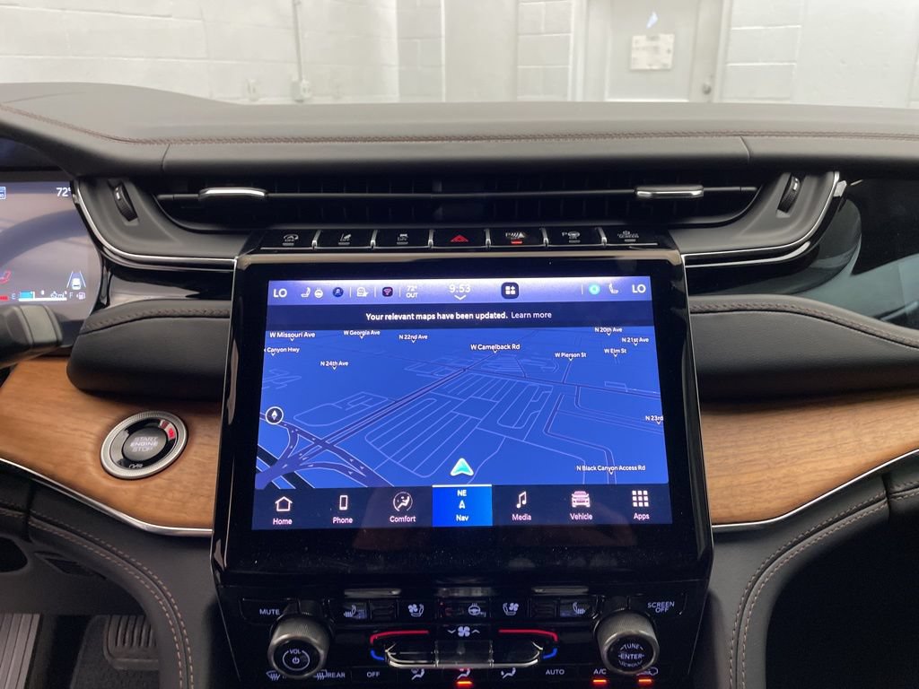 New 2025 Jeep Grand Cherokee L Summit AWD/4WD image 17