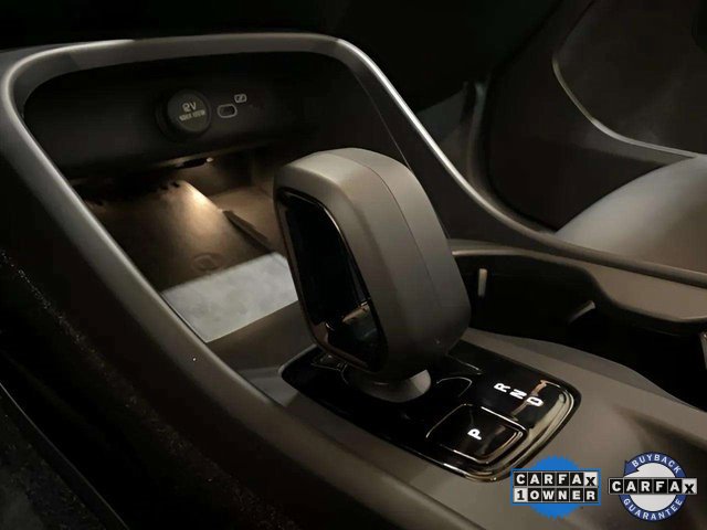 Used 2025 Volvo XC40 B5 Core image 55