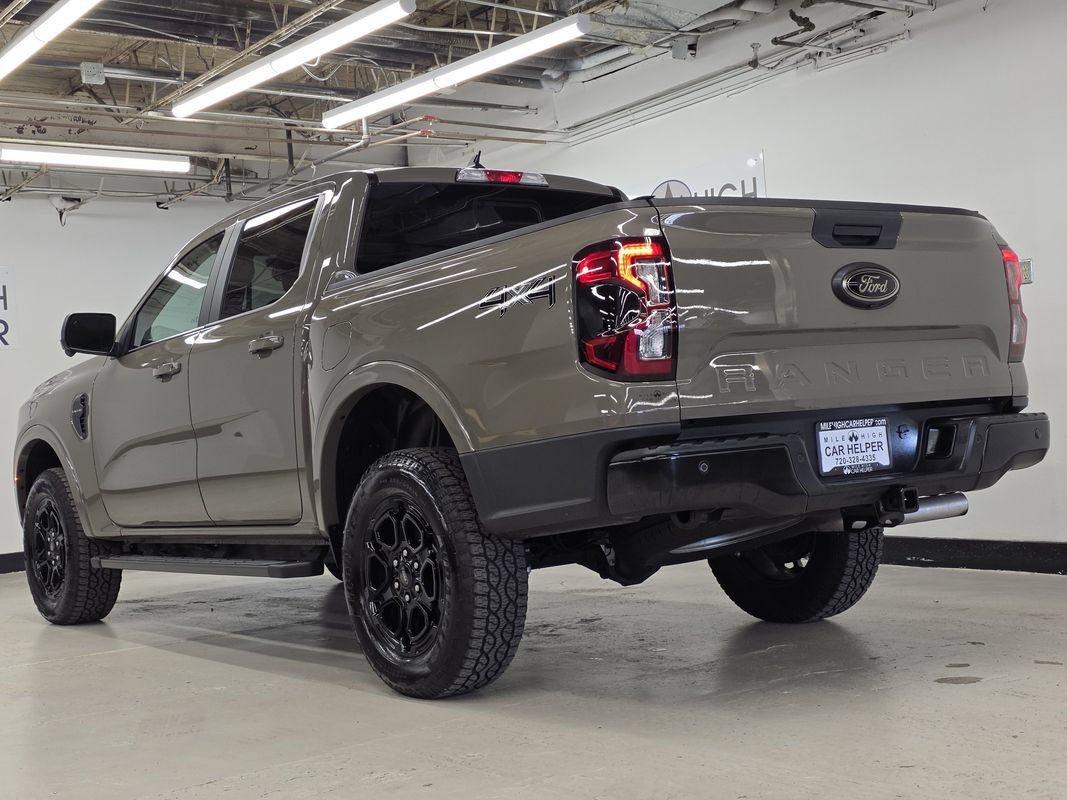 Used 2025 Ford Ranger Lariat w/ Black Appearance Package AWD/4WD image 12