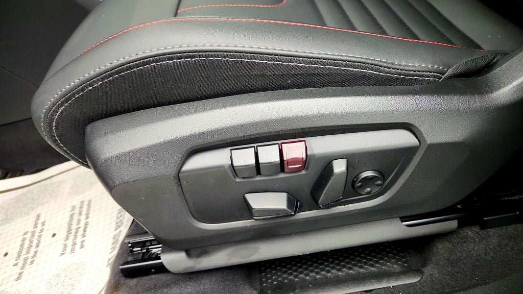 Used 2025 MINI Cooper Countryman John Cooper Works w/ Comfort Package Max AWD/4WD image 12