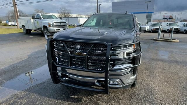 Used 2021 Chevrolet Silverado 1500 LTZ w/ LTZ Premium Package AWD/4WD image 5
