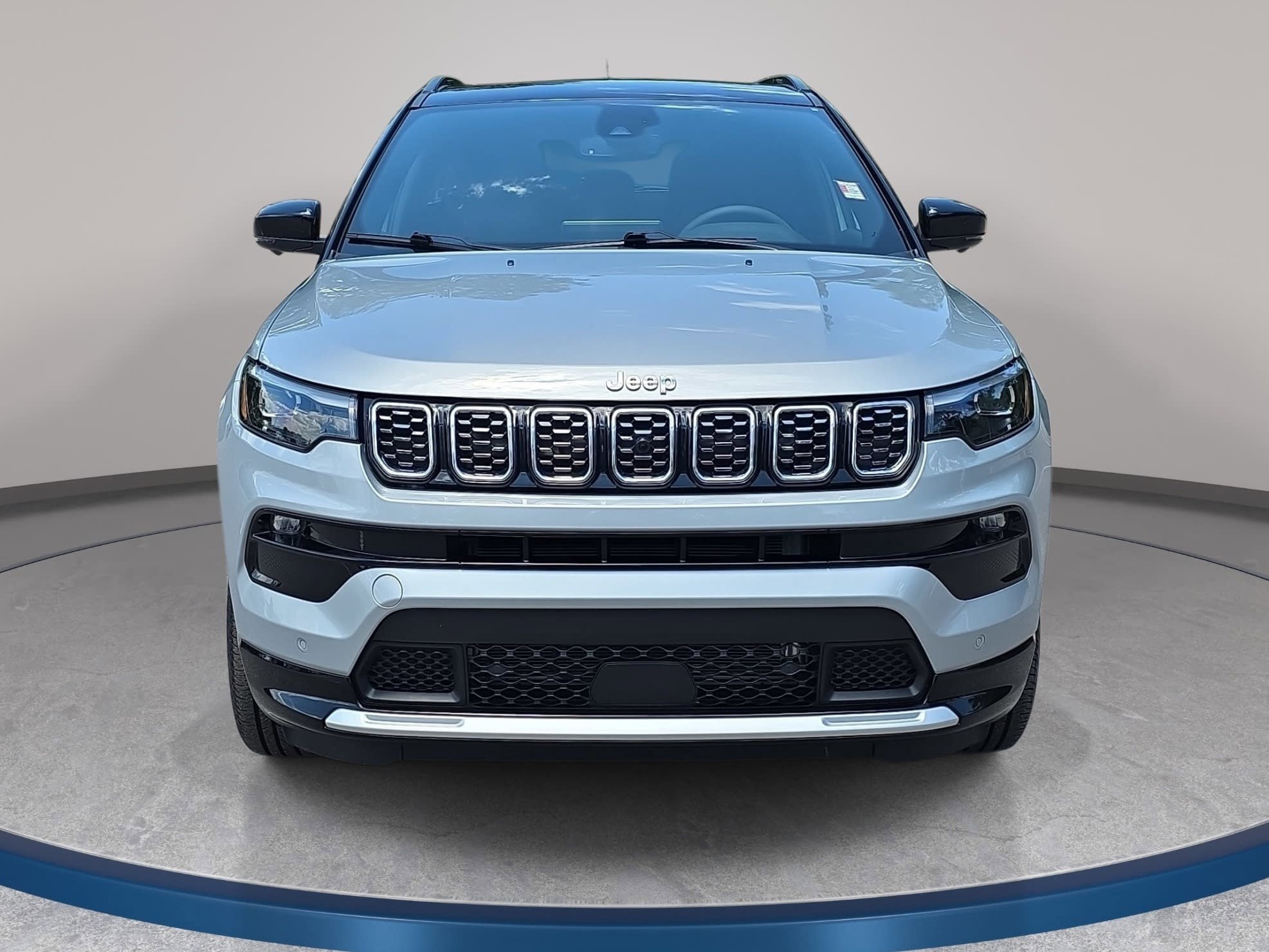 Used 2025 Jeep Compass Limited w/ Elite Group AWD/4WD image 3