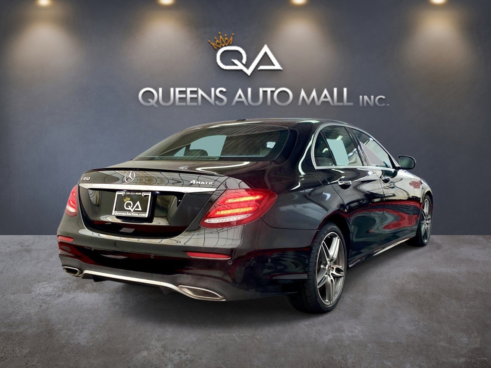 Used 2019 Mercedes-Benz E 450 4MATIC Sedan w/ Premium Package image 6
