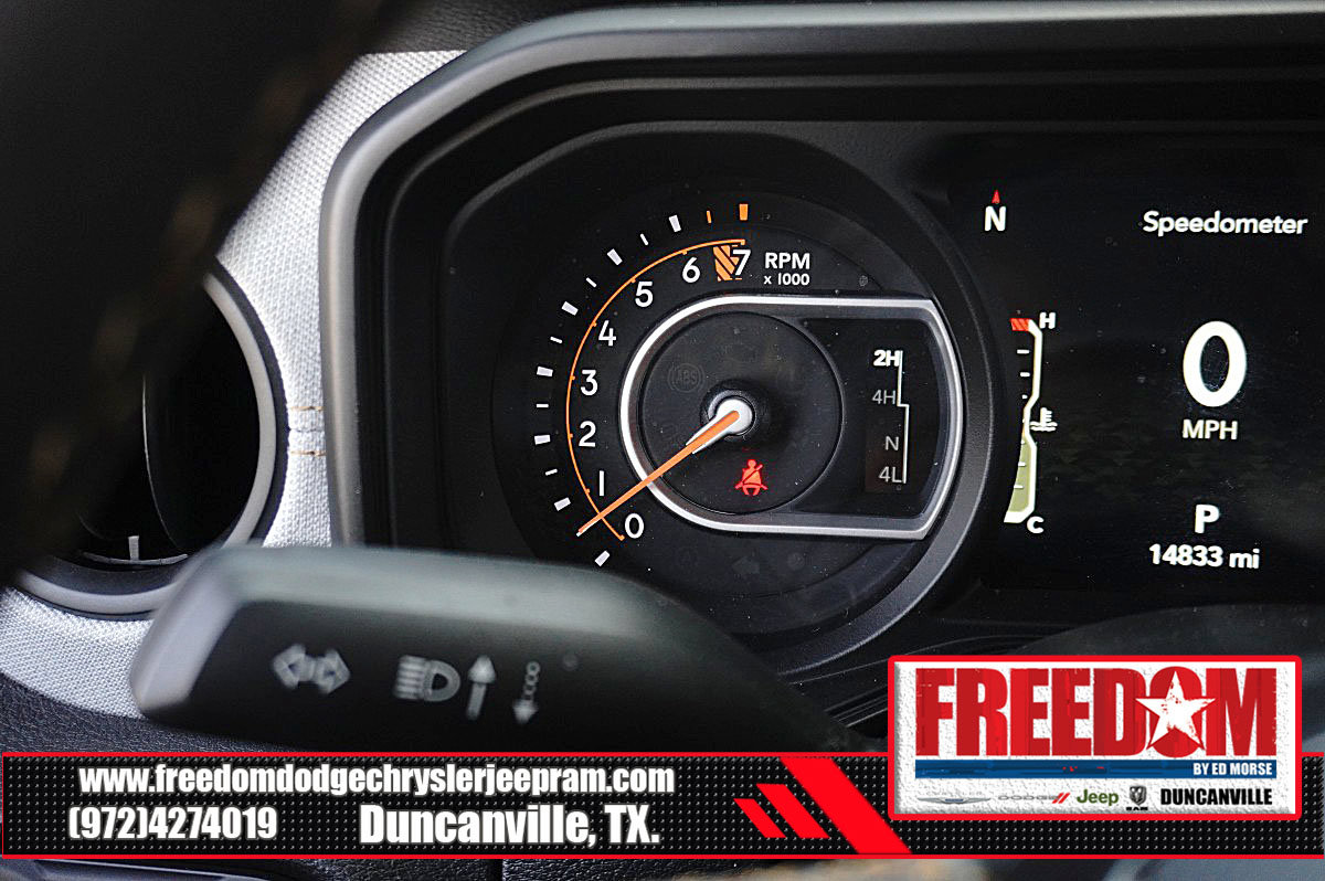 Used 2024 Jeep Gladiator Sport AWD/4WD image 32