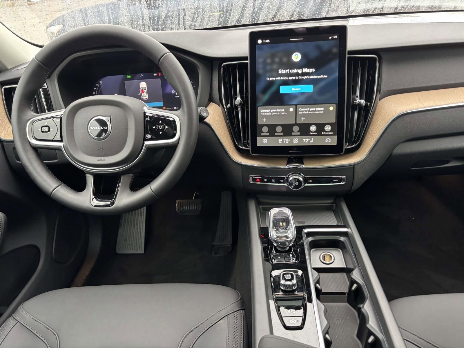 New 2026 Volvo XC60 B5 Plus w/ Protection Package Premier image 25