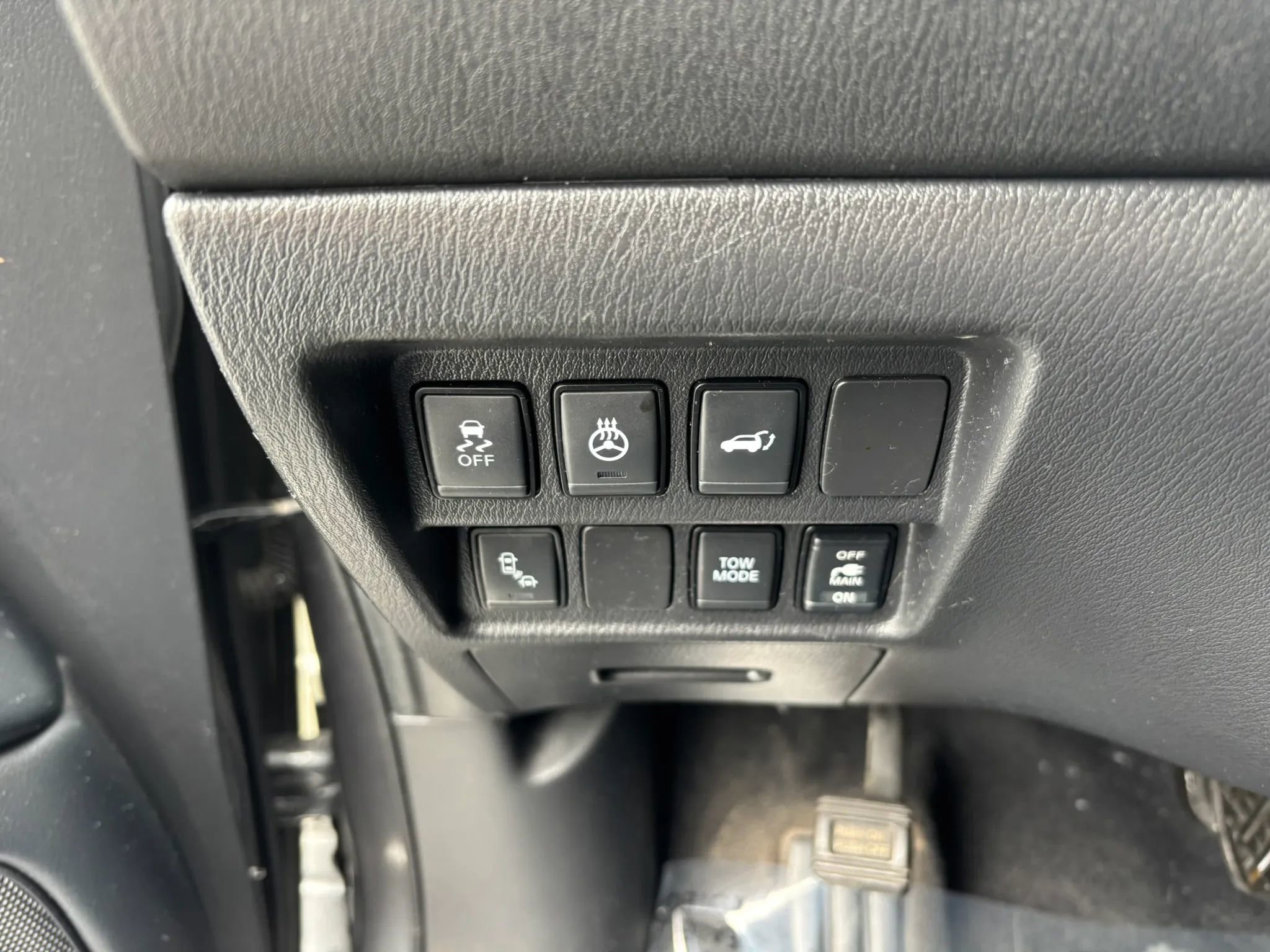 Used 2020 Nissan Pathfinder SL image 20