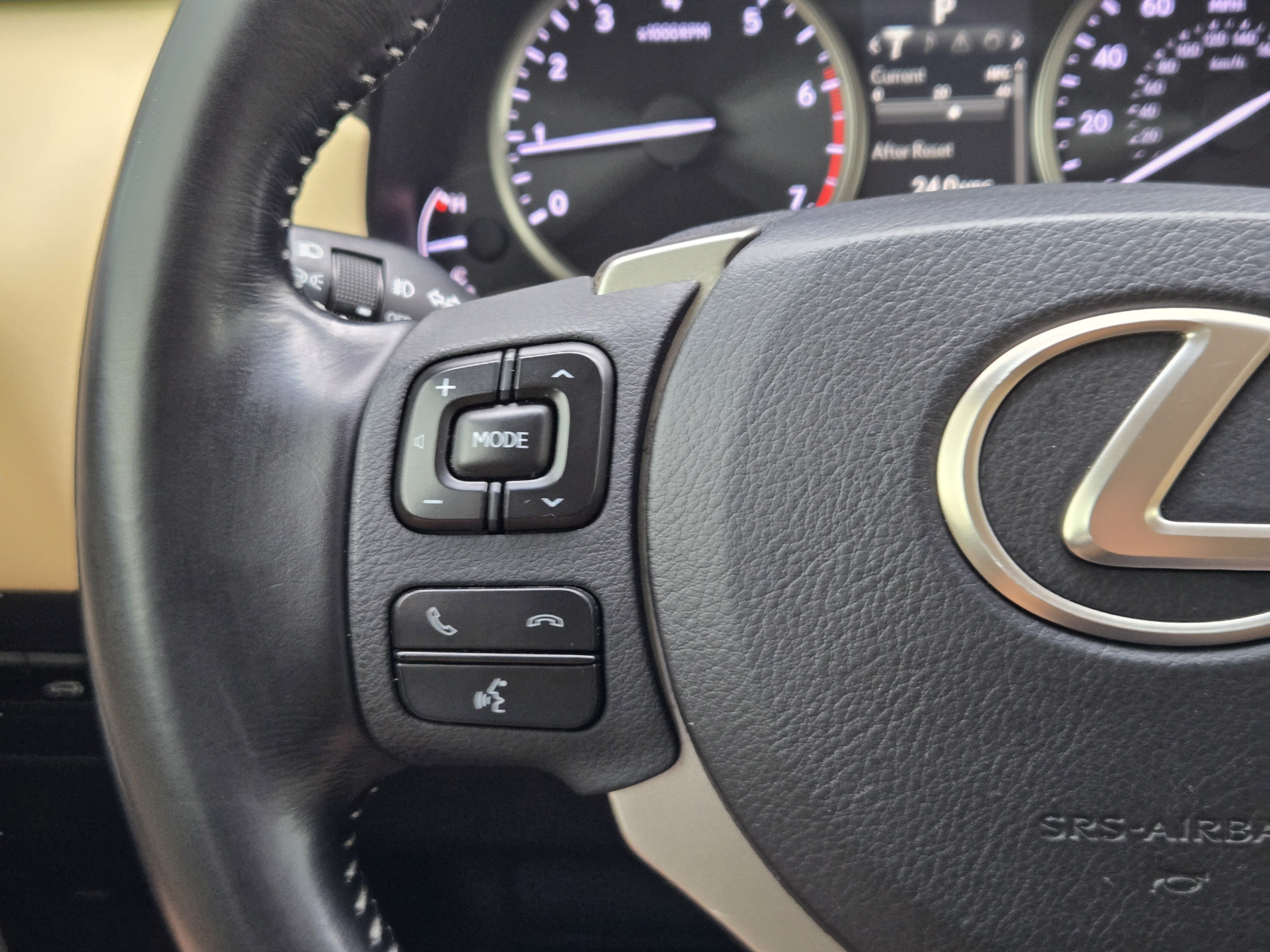Used 2016 Lexus NX 200t FWD image 23